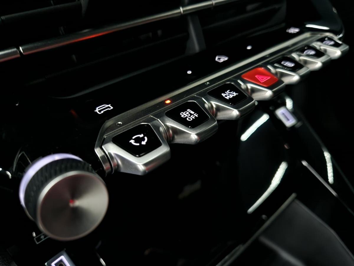 peugeot-2008-2025-gasolina-1199cc