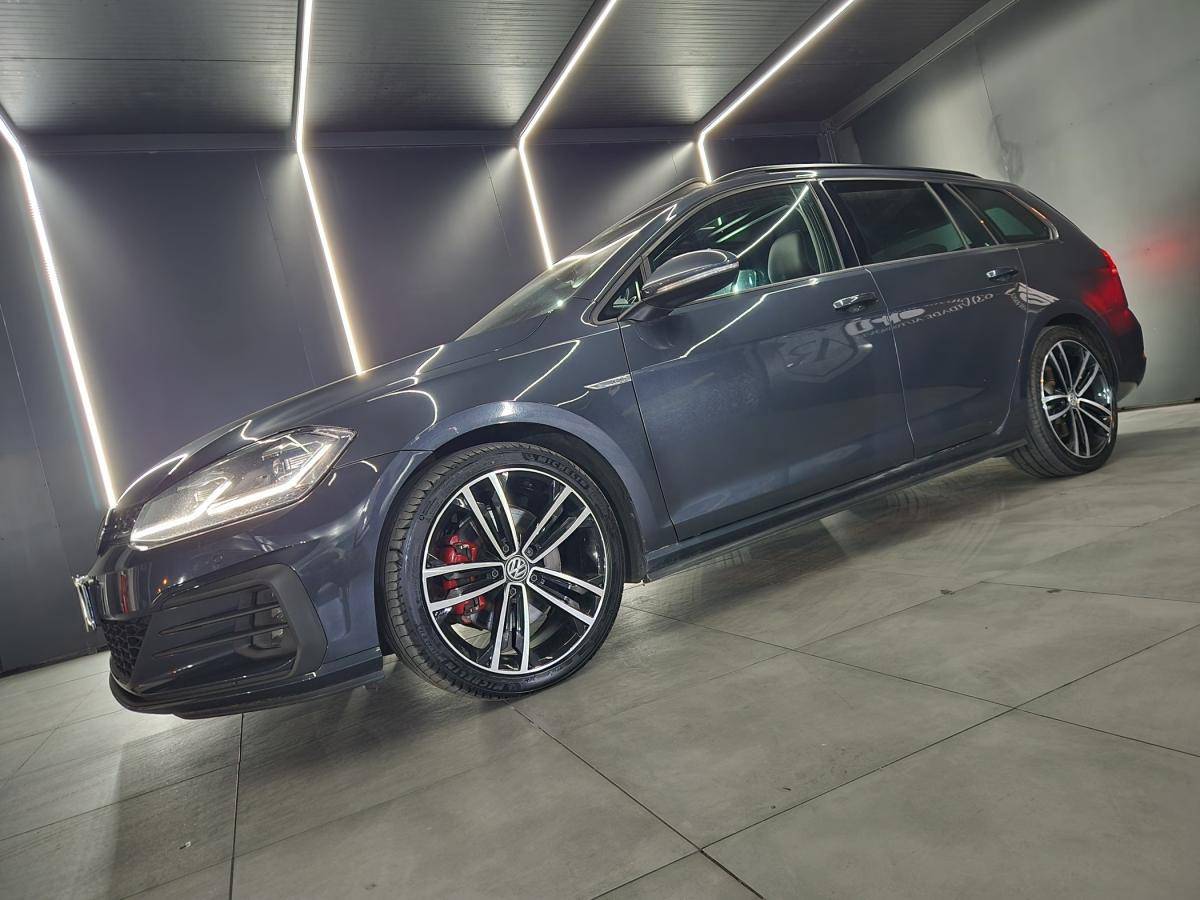 volkswagen-golf-variant-2018-diesel-1968cc