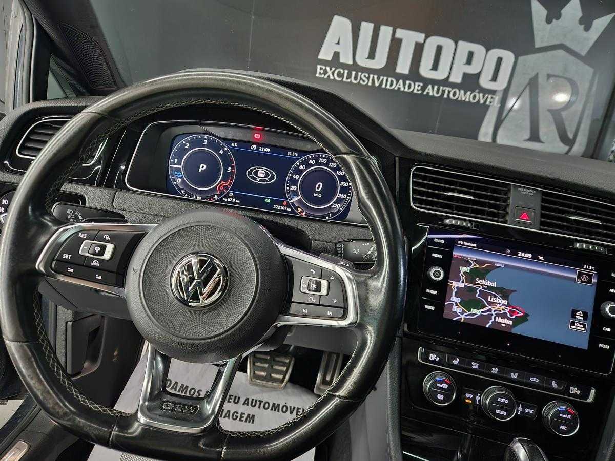 volkswagen-golf-variant-2018-diesel-1968cc