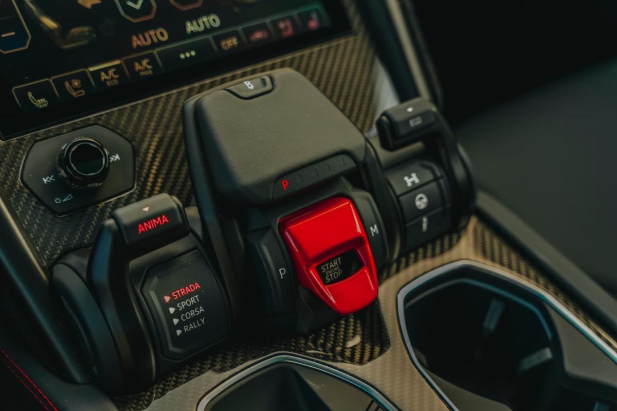 lamborghini-urus-2025-gasolina-3996cc