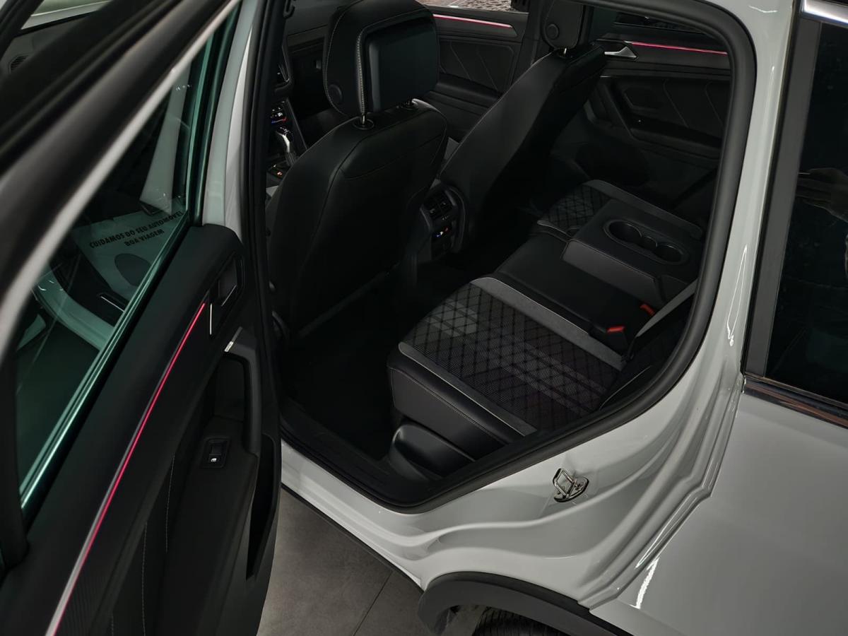 volkswagen-tiguan-2022-hibrido-a-gasolina-1395cc