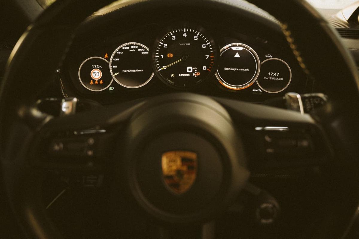 porsche-panamera-sport-turismo-2022-hibrido-a-gasolina-2894cc