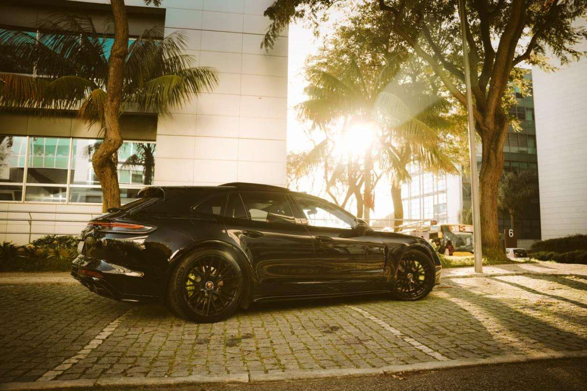 porsche-panamera-sport-turismo-2022-hibrido-a-gasolina-2894cc