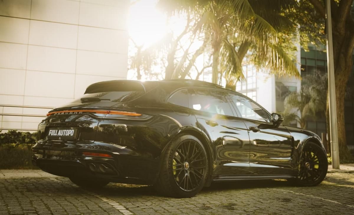 porsche-panamera-sport-turismo-2022-hibrido-a-gasolina-2894cc