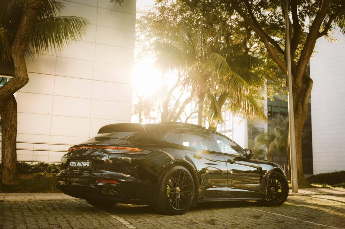porsche-panamera-sport-turismo-2022-hibrido-a-gasolina-2894cc