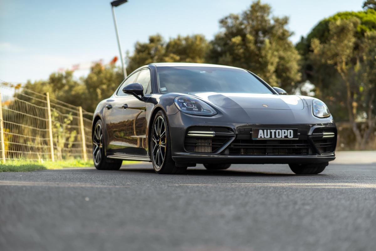 porsche-panamera-2020-hibrido-a-gasolina-3996cc