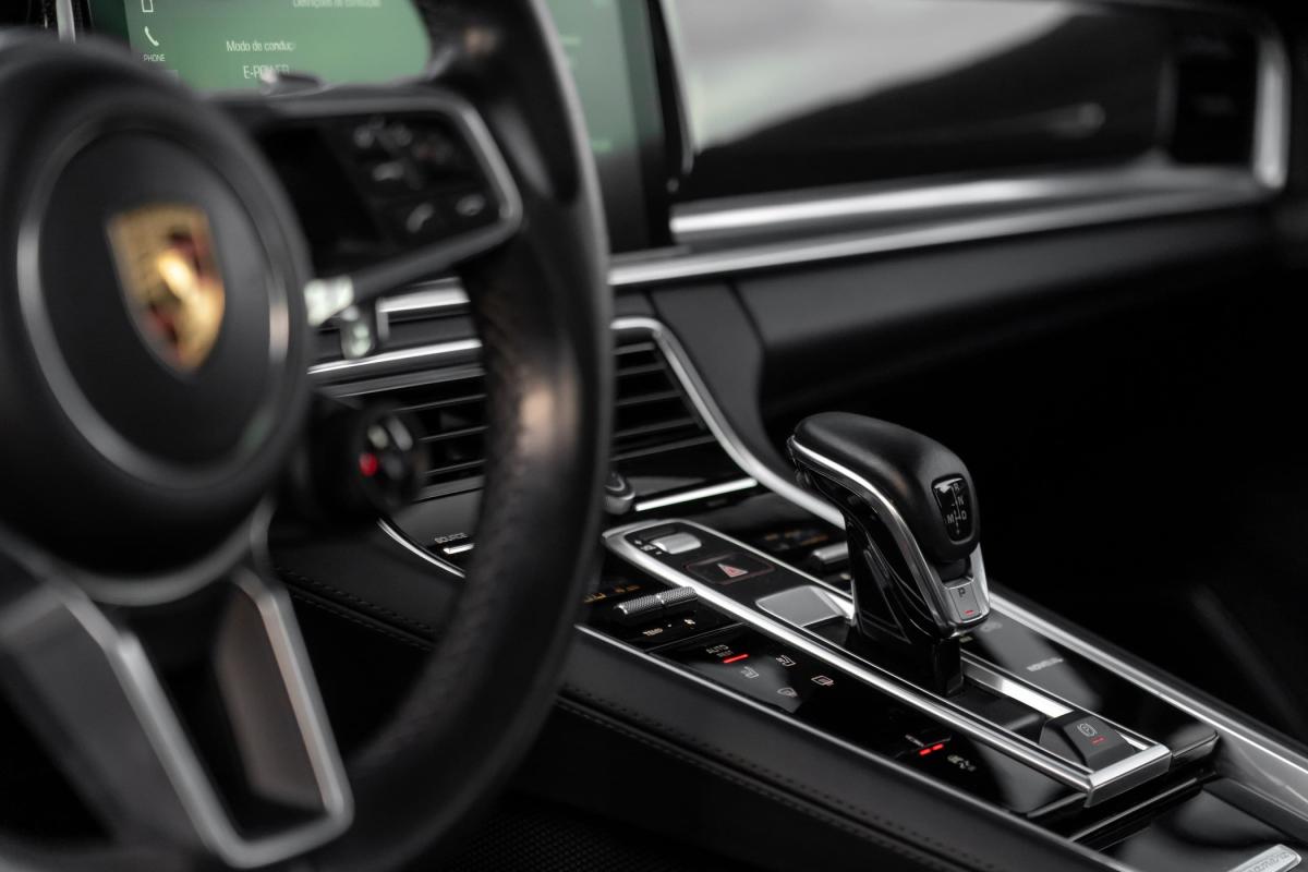 porsche-panamera-2020-hibrido-a-gasolina-3996cc