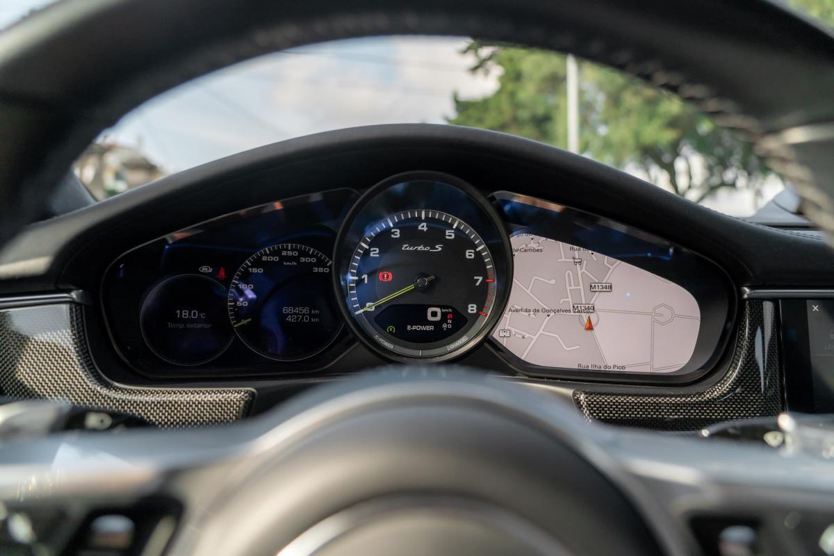 porsche-panamera-2020-hibrido-a-gasolina-3996cc