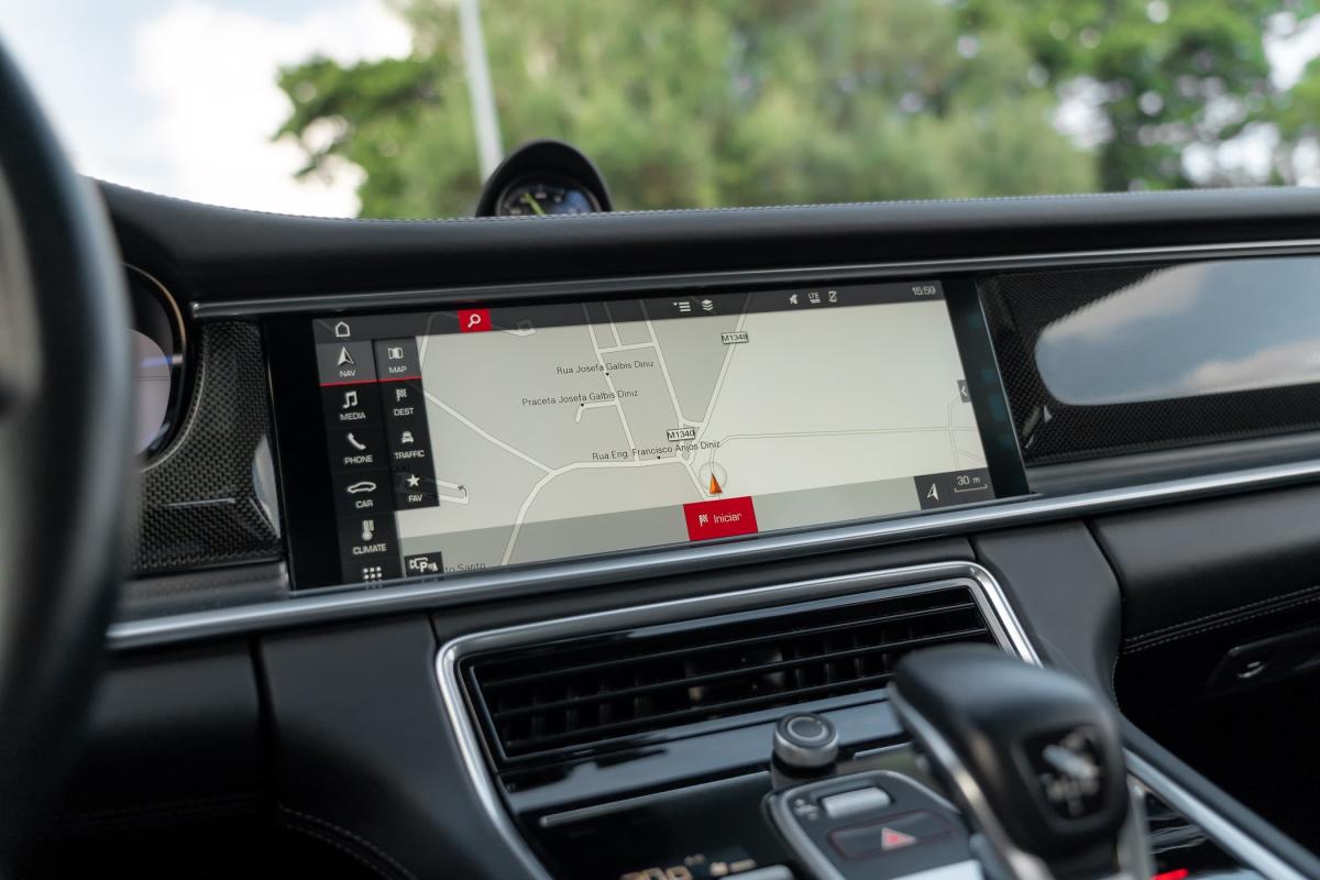 porsche-panamera-2020-hibrido-a-gasolina-3996cc