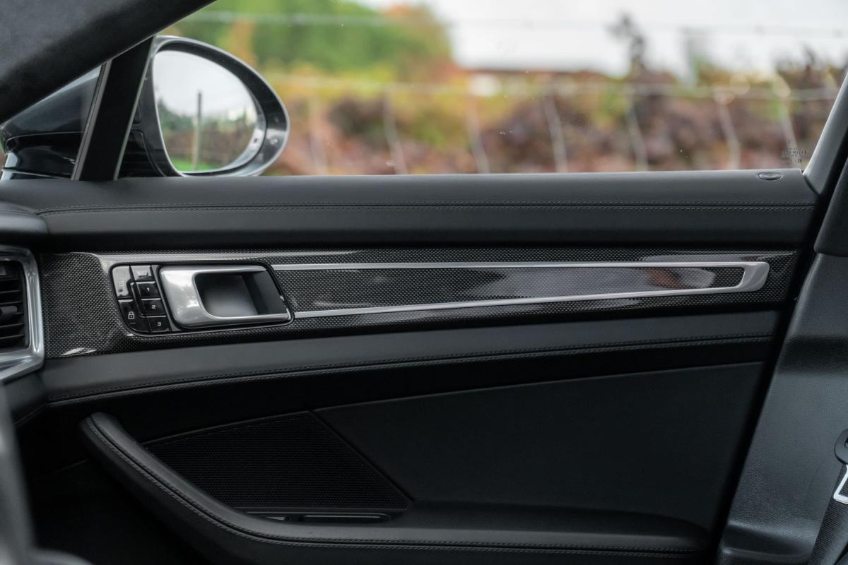 porsche-panamera-2020-hibrido-a-gasolina-3996cc