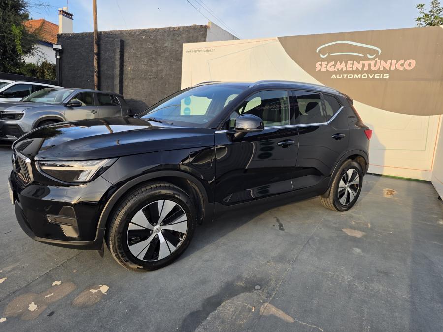 volvo-xc40-2023-hibrido-a-gasolina-1477cc