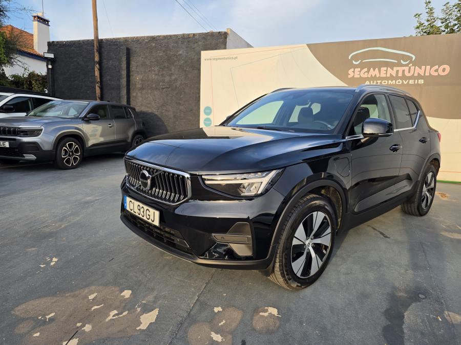 volvo-xc40-2023-hibrido-a-gasolina-1477cc