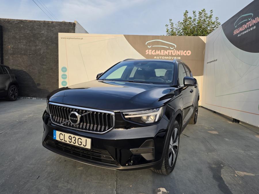 volvo-xc40-2023-hibrido-a-gasolina-1477cc