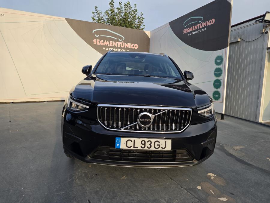 volvo-xc40-2023-hibrido-a-gasolina-1477cc