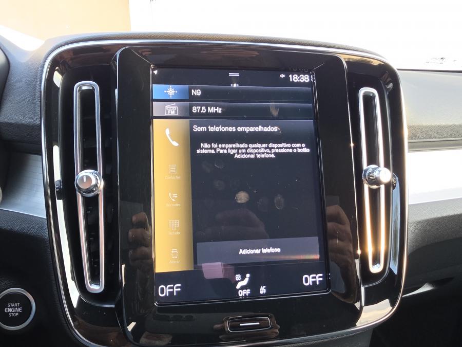 volvo-xc40-2023-hibrido-a-gasolina-1477cc