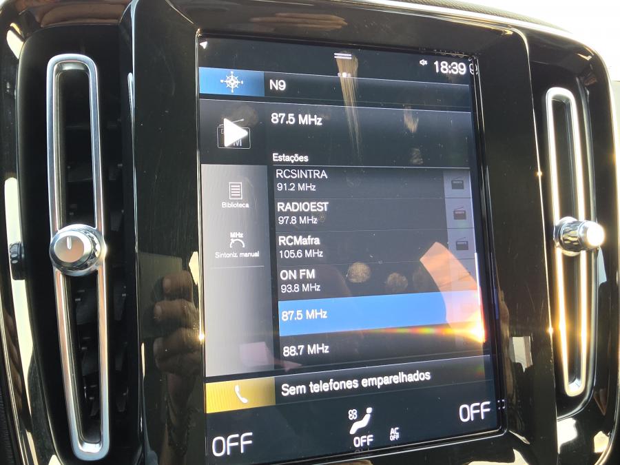 volvo-xc40-2023-hibrido-a-gasolina-1477cc