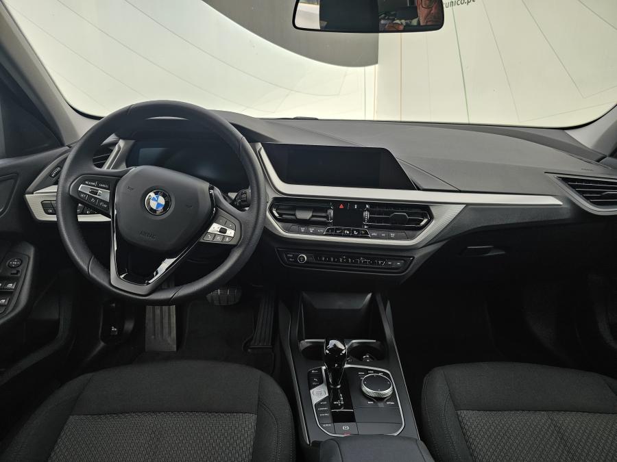 bmw-serie-1-2024-gasolina-1499cc
