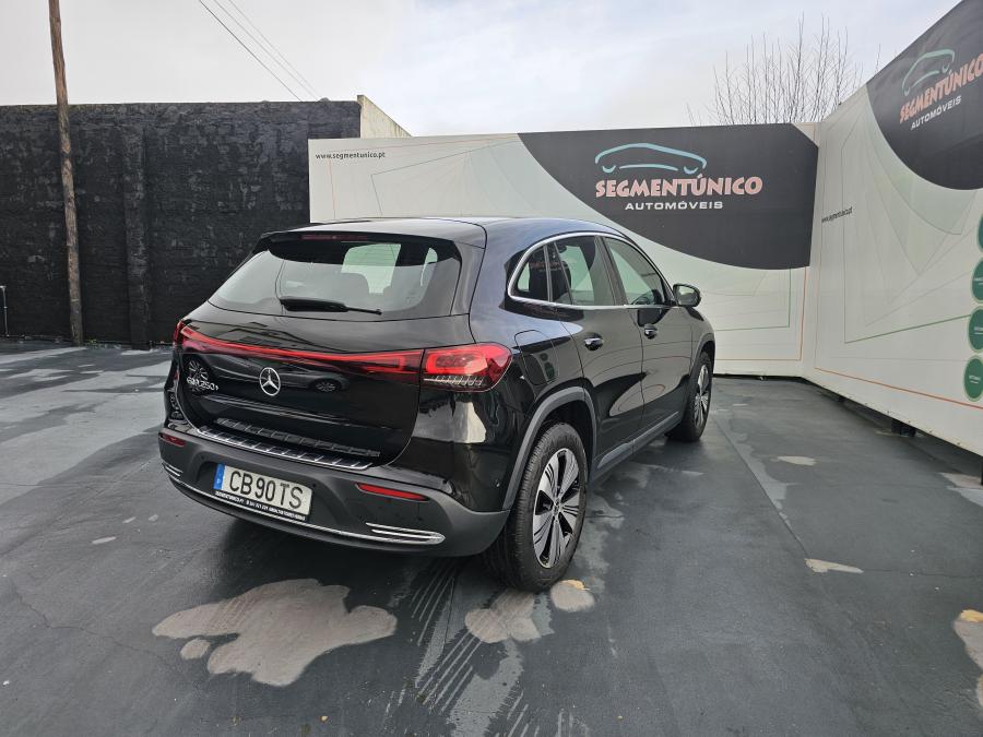 mercedes-benz-eqa-2023-eletrico-0cc