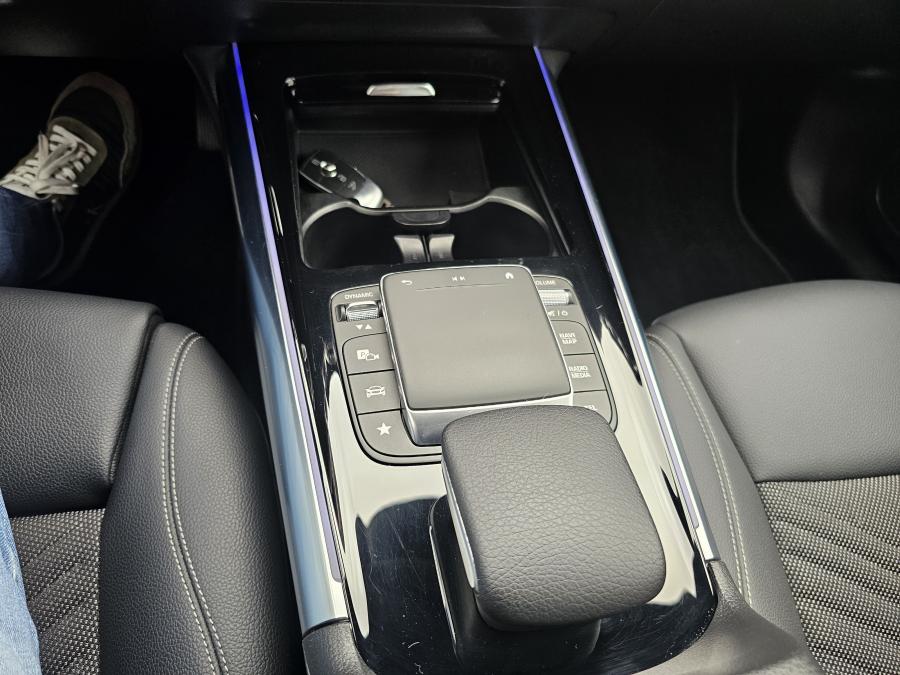mercedes-benz-eqa-2023-eletrico-0cc