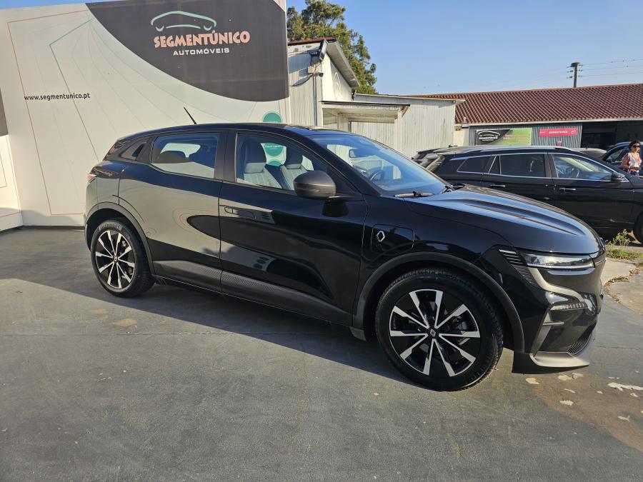 renault-megane-e-tech-2024-eletrico-256cc