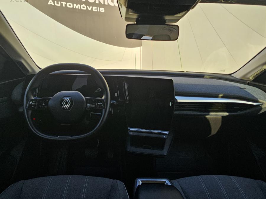 renault-megane-e-tech-2024-eletrico-256cc