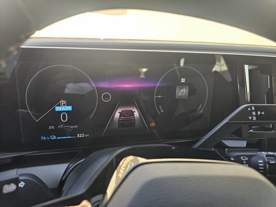 renault-megane-e-tech-2024-eletrico-256cc