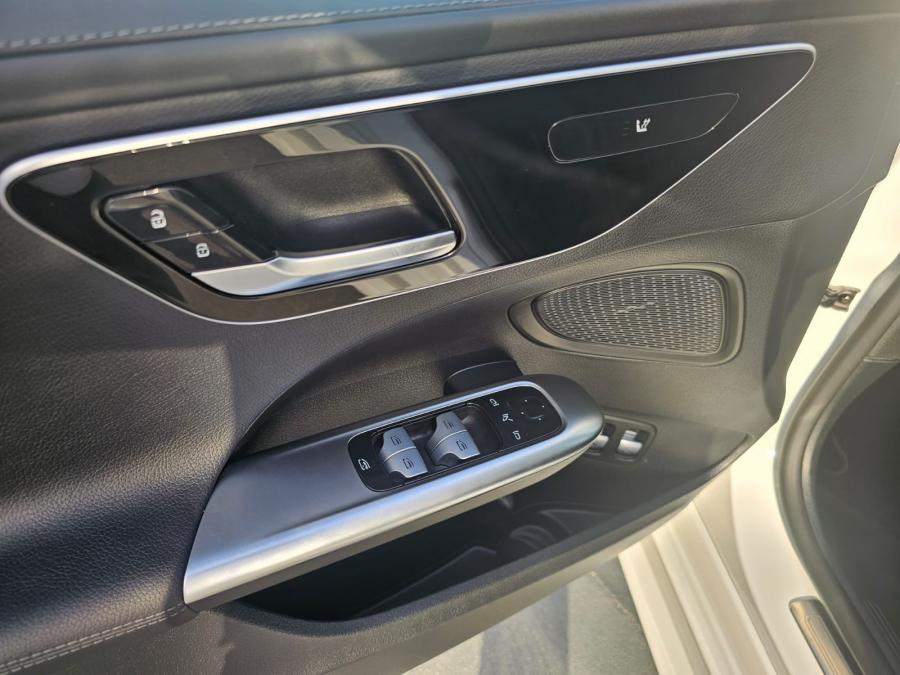 mercedes-benz-classe-c-2023-hibrido-a-gasolina-1999cc