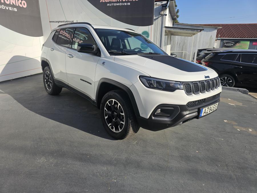 jeep-compass-2023-hibrido-a-gasolina-1332cc