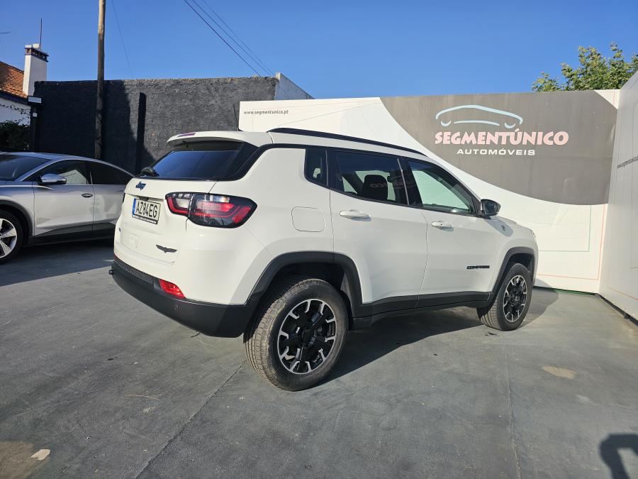 jeep-compass-2023-hibrido-a-gasolina-1332cc