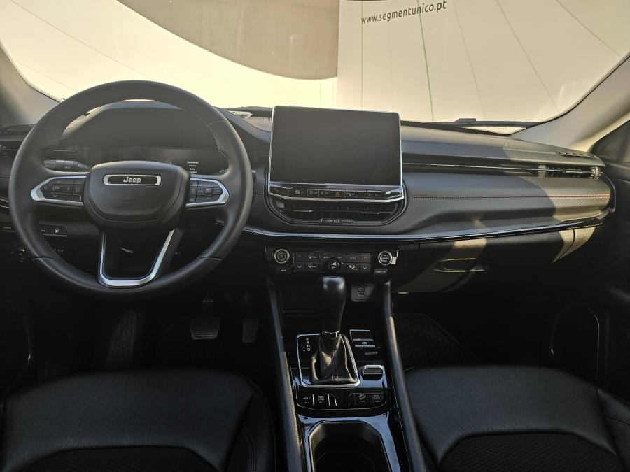 jeep-compass-2023-hibrido-a-gasolina-1332cc