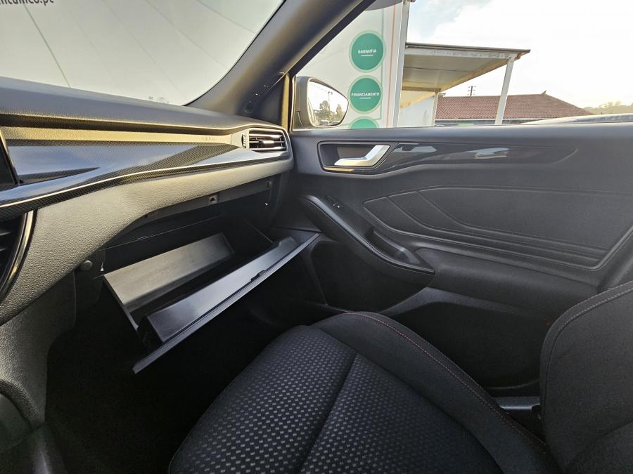 ford-focus-2023-gasolina-998cc