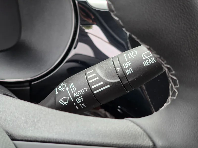 opel-corsa-2023-gasolina-1199cc