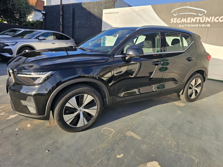 volvo-xc40-2022-hibrido-a-gasolina-1477cc