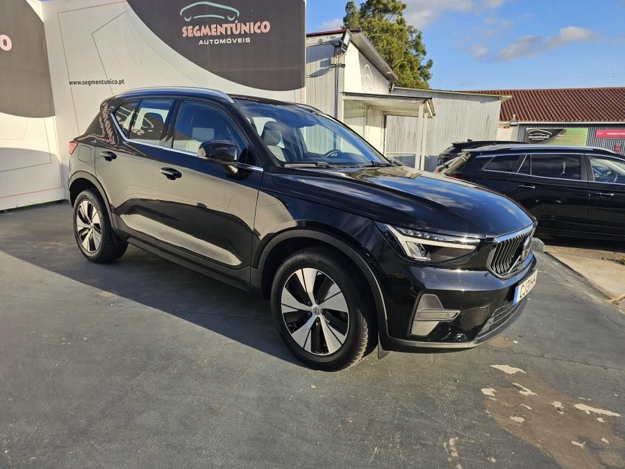volvo-xc40-2022-hibrido-a-gasolina-1477cc