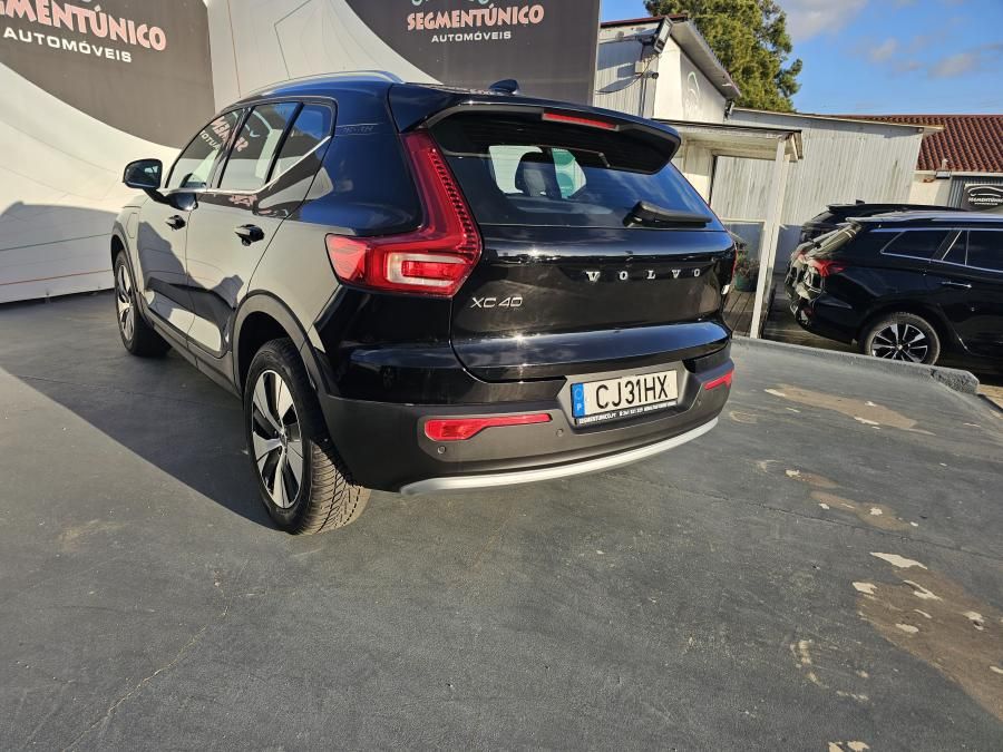 volvo-xc40-2022-hibrido-a-gasolina-1477cc