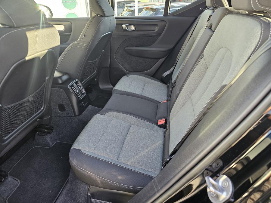 volvo-xc40-2022-hibrido-a-gasolina-1477cc