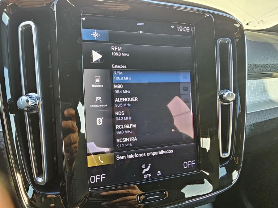 volvo-xc40-2022-hibrido-a-gasolina-1477cc