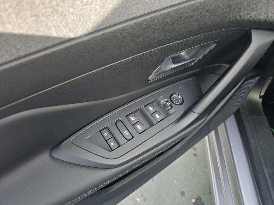 peugeot-308-2024-gasolina-1199cc