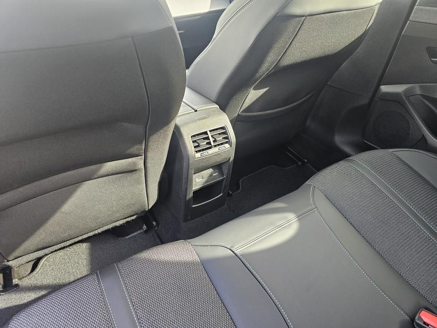 peugeot-308-2024-gasolina-1199cc