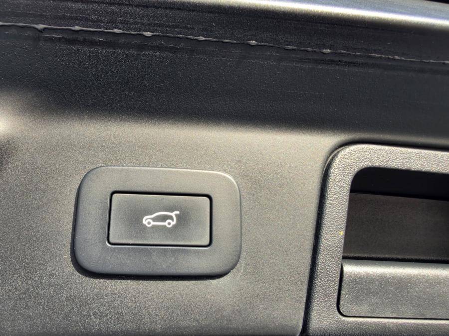 land-rover-range-rover-velar-2024-hibrido-a-gasolina-1997cc