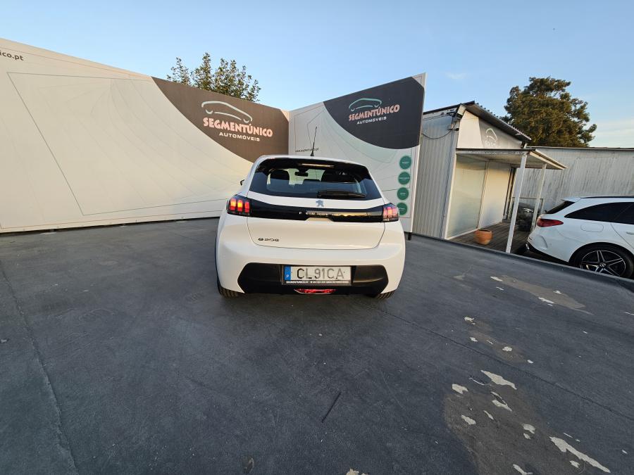 peugeot-e-208-2022-eletrico-267cc