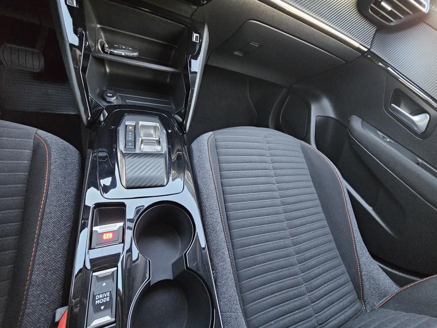 peugeot-e-208-2022-eletrico-267cc