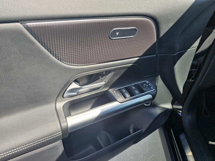 mercedes-benz-eqa-2023-eletrico-0cc