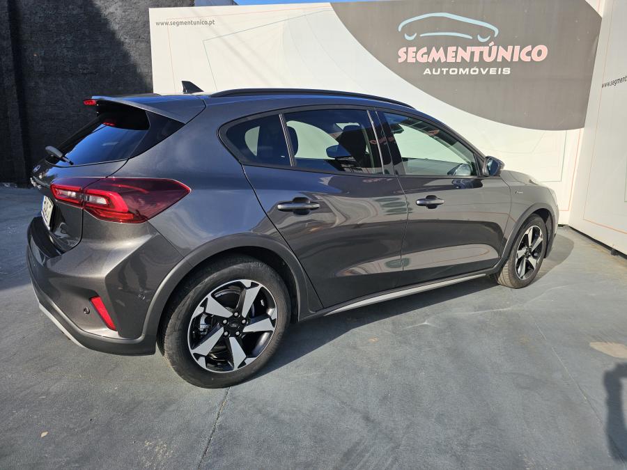 ford-focus-2024-gasolina-998cc