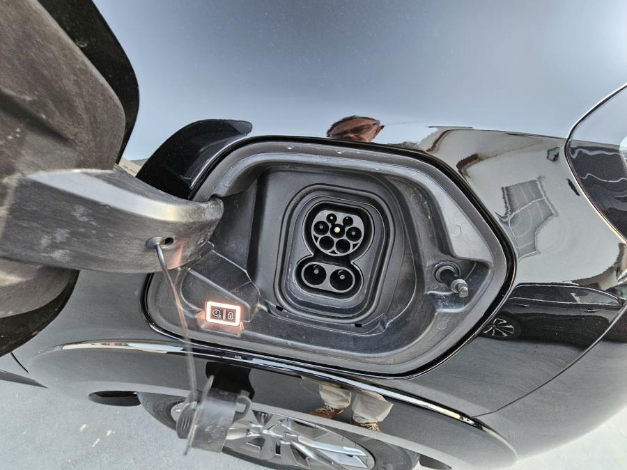 peugeot-e-208-2023-eletrico-267cc