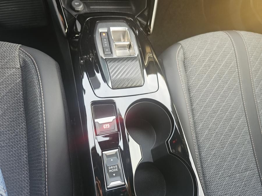 peugeot-2008-2025-gasolina-1199cc