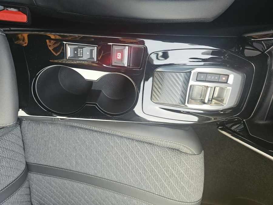 peugeot-2008-2025-gasolina-1199cc