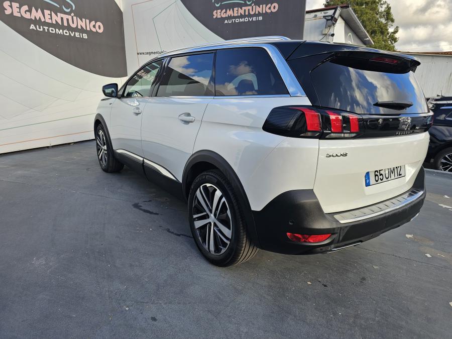 peugeot-5008-2018-diesel-1997cc