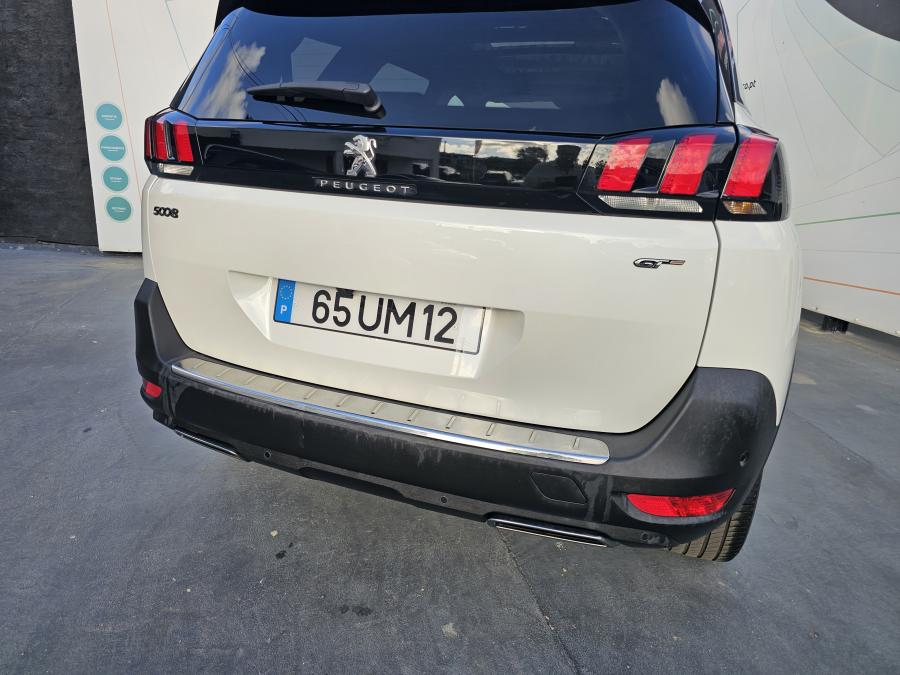 peugeot-5008-2018-diesel-1997cc