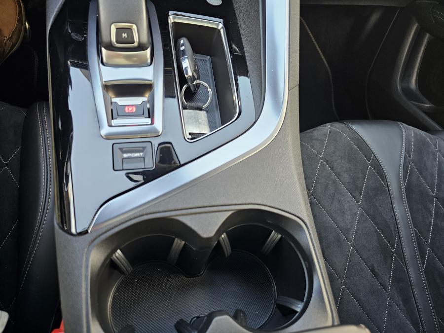 peugeot-5008-2018-diesel-1997cc